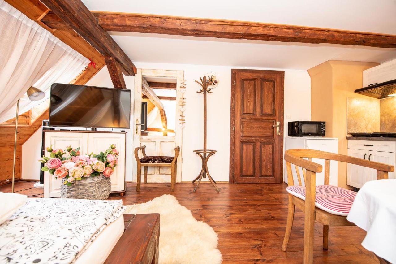 Apartmány Tollendorf Lužické hory Jiřetín pod Jedlovou Esterno foto