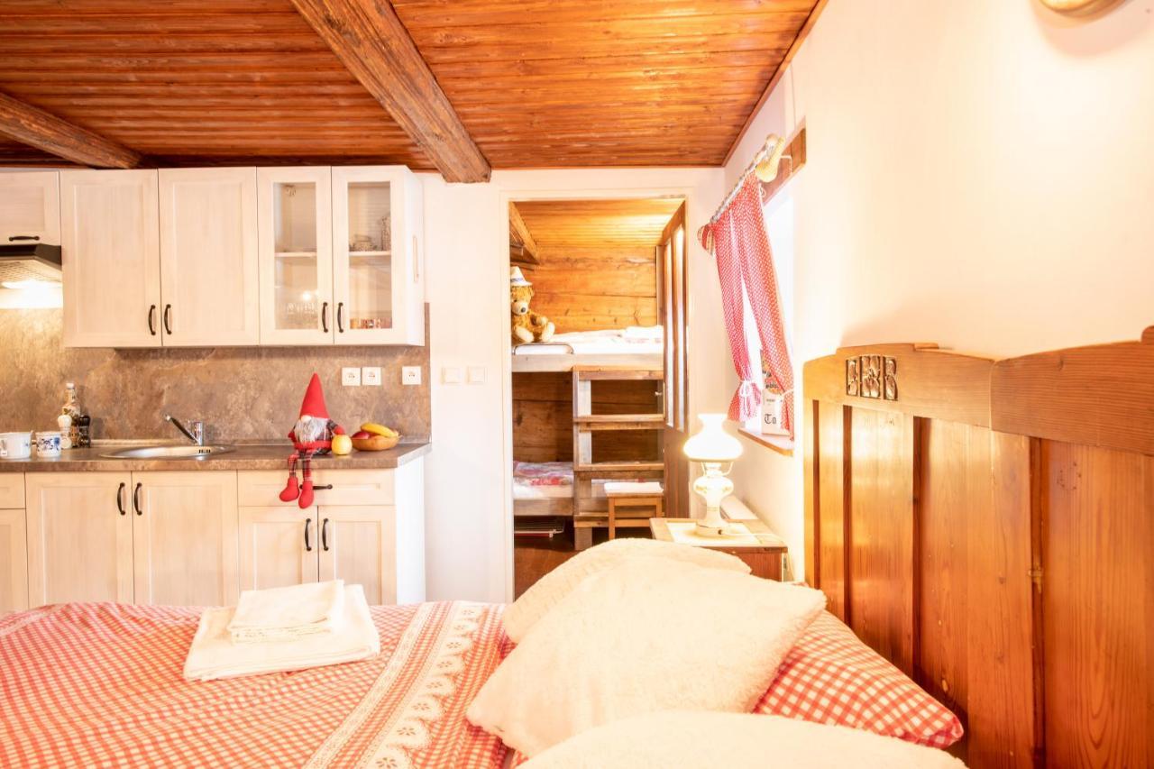 Apartmány Tollendorf Lužické hory Jiřetín pod Jedlovou Esterno foto