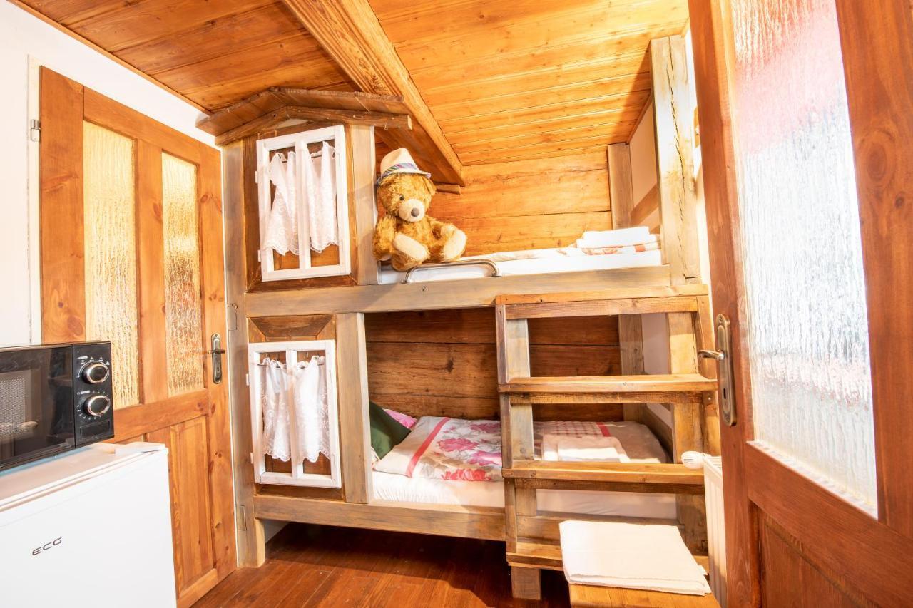 Apartmány Tollendorf Lužické hory Jiřetín pod Jedlovou Esterno foto